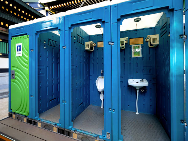 Best Portable restroom trailer rental  in Bishop, CA